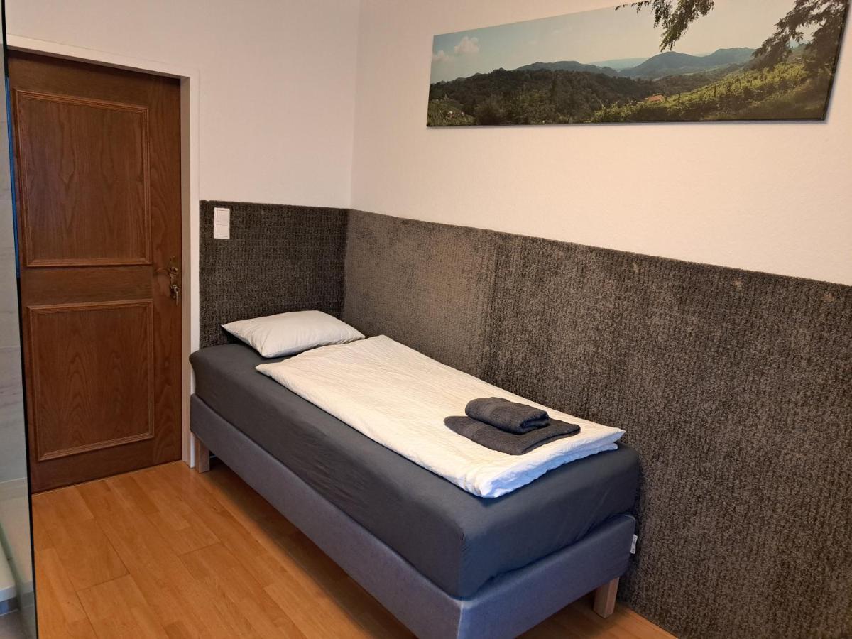 Flataid Gaestehaus Graschi - Steinbergstrasse Graz Eksteriør bilde